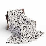 Modern Cow Print Arctic Fleece Blanket | Cozy Home Décor for Stylish Comfort